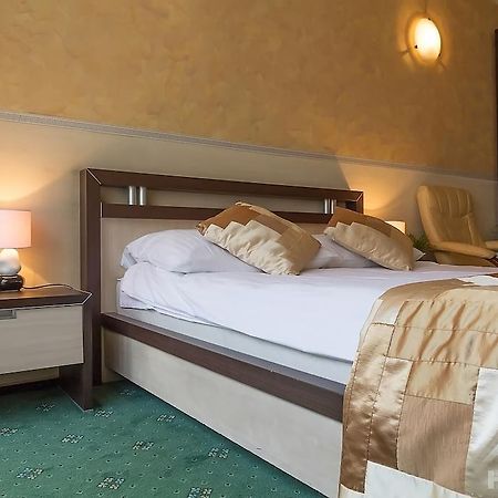 Hotel 212 Warsaw Phòng bức ảnh