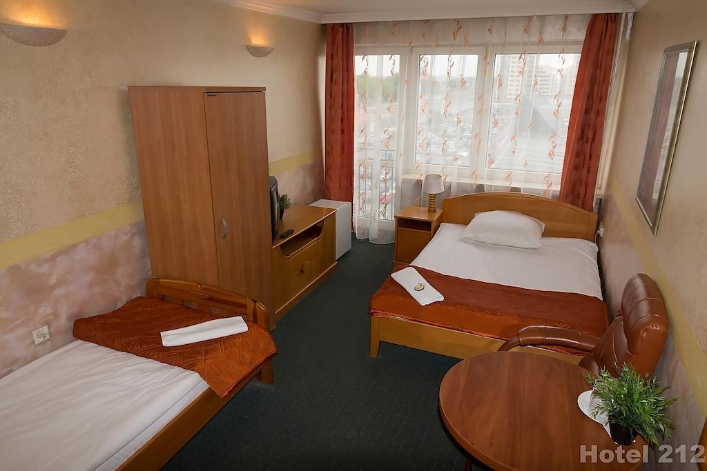 Hotel 212 Warsaw Ngoại thất bức ảnh