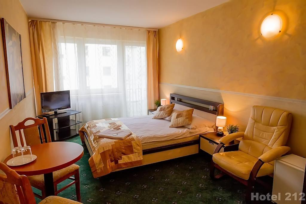 Hotel 212 Warsaw Phòng bức ảnh